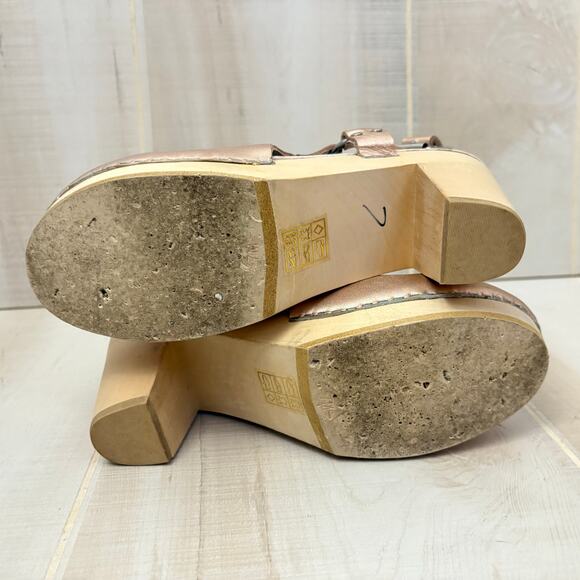Jeffrey Campbell El Camino Metallic Leather Clogs Rose Gold Wood Heel Size 7 - Picture 13 of 13